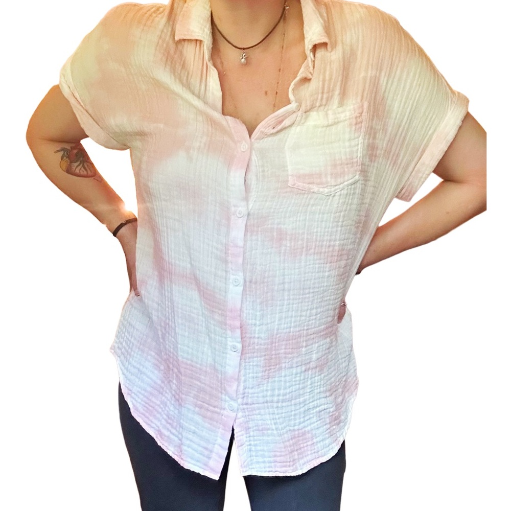 beachlunchlounge Pink and White Button-Down Shirt
